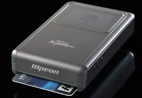 Hộp đen (블랙박스) là người bạn đồng hành không thể thiếu