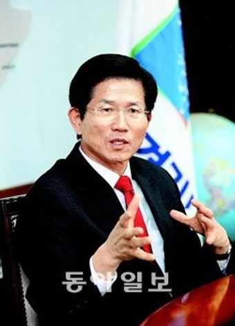 김문수 “삼성전자 평택 고덕단지 유치 통해 100조 투자-1만5000명 일자리 기대”