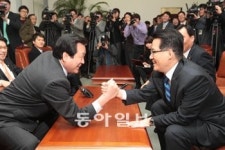 한나라 “5개특위 의원비율로”… 민주 “여야 동수로”