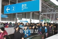 [강원]‘춘천 가는 전철’ 96일동안 500만명 태웠다
