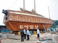 경남도 원형 복원 거북선에 ‘미국산 목재’ 사용 사실로