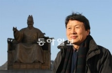 “인문학이 살려면… 연구실 밖 대중과 상상력 주고받아야”