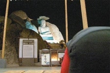 [오늘의 채널A]수험생 부모-좀도둑 뒤섞인 ‘기도명당 1번지’