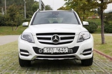 근육질 몸매, 오프로드 주행도 거뜬! 벤츠 ‘GLK 220’