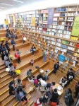 [수도권]‘책마을’ 옛 서울시청, 하루 8000명 찾아 “독서대박”