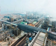 [에너지 기업]유류탱크 터미널 건설… 동남권 최대 물류기지로 우뚝