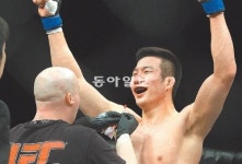 지각데뷔 임현규, 번개같은 니킥쇼