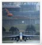 B-52 찍으러 간 오산기지에서 포착한 미해군의 EA-18 그라울러