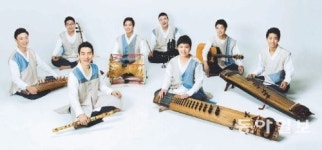 “달달한 퓨전국악이 아닌, 거친 시나위의 감성 느껴보세요”