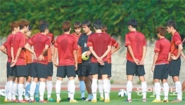 내일밤 시원한 골잔치 보여줘요