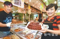 [기업과 함께, 부활 전통시장/우리시장 스타]마포축산 장계동 - 김명희 부부