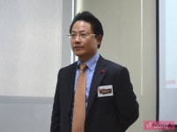 사용자 입장에서 생각한 태블릿PC입니다 - 레노버 요가 태블릿