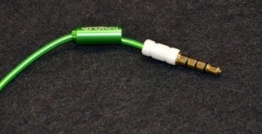 내 여자를 위한 이어폰, bassbuds 스와로브스키 에디션
