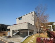 “프라이버시 보호-이웃교류”… 두마리 토끼 잡은 ‘계수나무집’