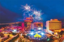 [조성하 기자의 힐링투어]개펄에 세운 카지노 거리, 동양 최고의 오락-쇼핑 천국으로