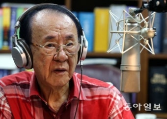 ‘한번 DJ는 영원한 DJ’ 70대 최동욱 회장은 지금도…