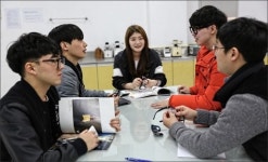 대구가톨릭대 안경광학과, 취업률 100%, 신입생 전원 기숙사…전국구 명품학과?