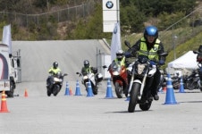 시동이 ‘뚝뚝’…모터사이클 초보 기자, BMW 라이딩 스쿨 가보니