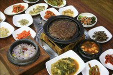 성심당 부추빵부터 단양 마늘정식까지… 한번 맛보면 못 잊어유∼