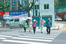 [인천/경기]“왕복 6차로 도로에 40년만에 횡단보도 생겼어요”