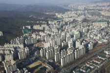6월 밀어내기 분양 절정…작년보다 3배 많다
