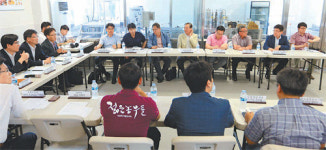 “농산물 공장 관광객, 구내식당 이용 막아서야”