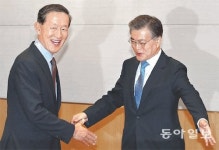 전경련 처음 찾아간 야당대표
