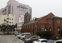창백하고 처절하게 가을이 묻어나는 노래
