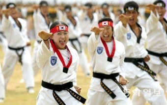 1일 국군의 날… 이얏! 태권도 시범 리허설