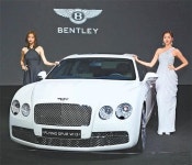 한국 고객만 타는 벤틀리