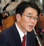 강호인 국토교통부 장관 “일부 지역 주택 공급과잉 예의주시”