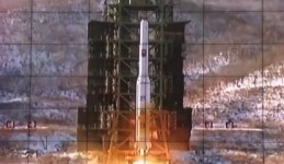 북한 장거리 미사일 발사, 예고했던 방향으로 쏴…軍 궤도 추적 중
