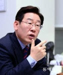 ‘SNS 묵언’ 이재명, 활동 재개 “국운 기울고 국민 절망”