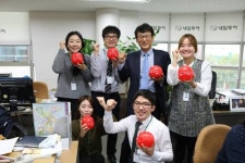 [행복더함 사회공헌대상]행복한 동행 꿈꾸는 따뜻한 여행사… 기부활동 지속