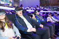 [신문과 놀자!/별별과학백과]뇌까지 속인다? VR 헤드셋 속 새로운 세상이…