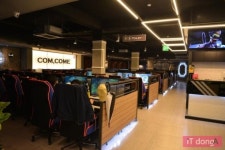 여사장이 운영하는 300대 PC방, AMD 라데온 RX480을 선택했습니다