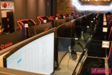 여사장이 운영하는 300대 PC방, AMD 라데온 RX480을 선택했습니다