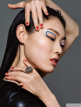 COLOR SETTER~ ‘올해의 컬러’로 물들인 네 가지 메이크업 룩