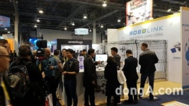 모비텍글로벌 | 로보링크, CES 2017서 글로벌 유통 채널 접촉