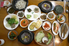 [황광해의 우리가 몰랐던 한식]‘한 상 차림’과 한정식