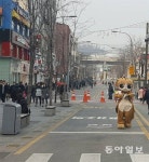 ‘걷기 편한 길’ 상인엔 한숨 나는 길