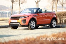 [시승기]레인지로버 이보크 컨버터블… ‘제짝’ 찾은 오픈탑 SUV