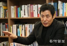 [심규선의 연극인 열전] 무대미술가 박동우 “브로드웨이가 경쟁상대다”