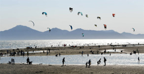 다대포… 감천문화마을… 관광객 몰려드는 사하구