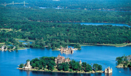 [조성하 여행 전문기자의 休]섬&성 ‘판타지 앙상블’