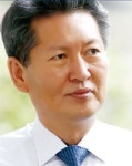 정청래 “이언주 같은 국회의원, 그냥 동네 아줌마”…이언주 막말 패러디