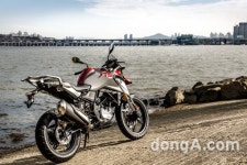 BMW모토라드, 경량 모터사이클 ‘G310 GS’ 출시… 가격은 715만~725만원