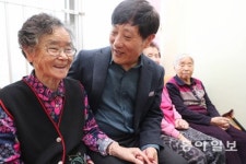 노인-장애인 감싸안은 ‘착한기업’… 수익-가치 두 토끼 잡았다