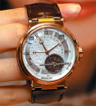 2억원대 스위스 명품 시계