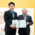 박재홍 회장, 적십자사 아너스클럽 60호 회원 가입